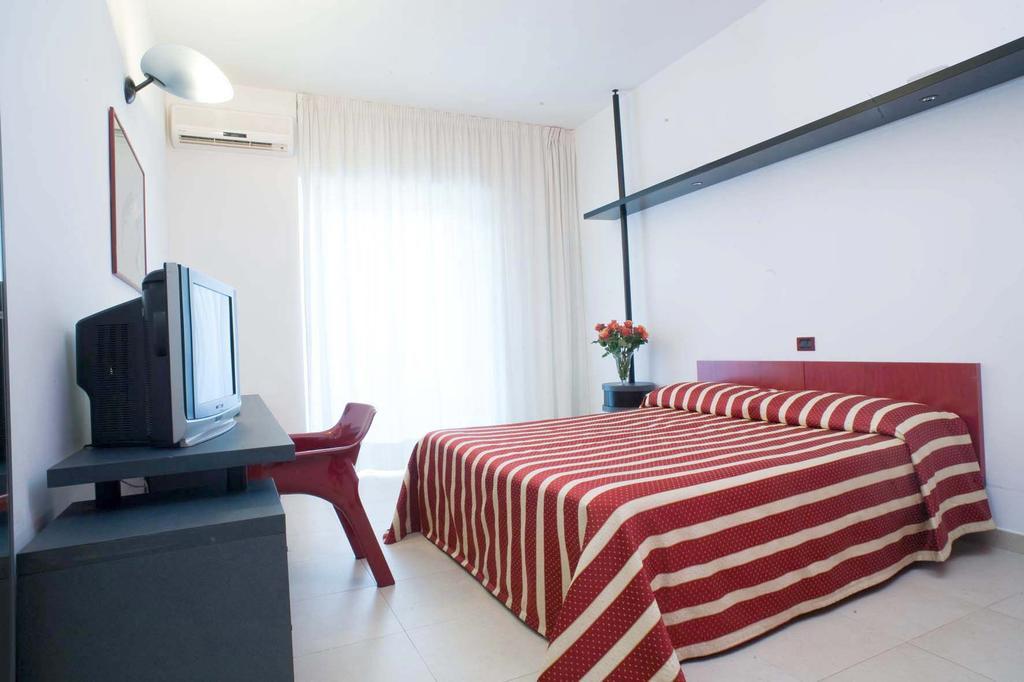 Garden Hotel Molfetta Bilik gambar